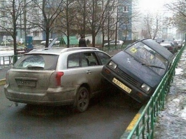 Необычные автопроисшествия