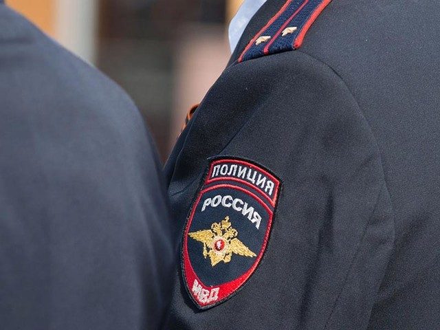 Москвские полицейские взломали квартиру спецкора &laquo;Новой газеты&raquo;