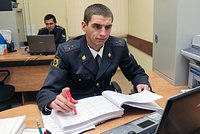 Офицеры секретного бюро МВД получили рекордную взятку и сбежали из России. Кто заплатил им пять миллиардов рублей?