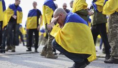 Александр Храмчихин: Единственное «мирное решение» конфликта – безоговорочная капитуляция Украины