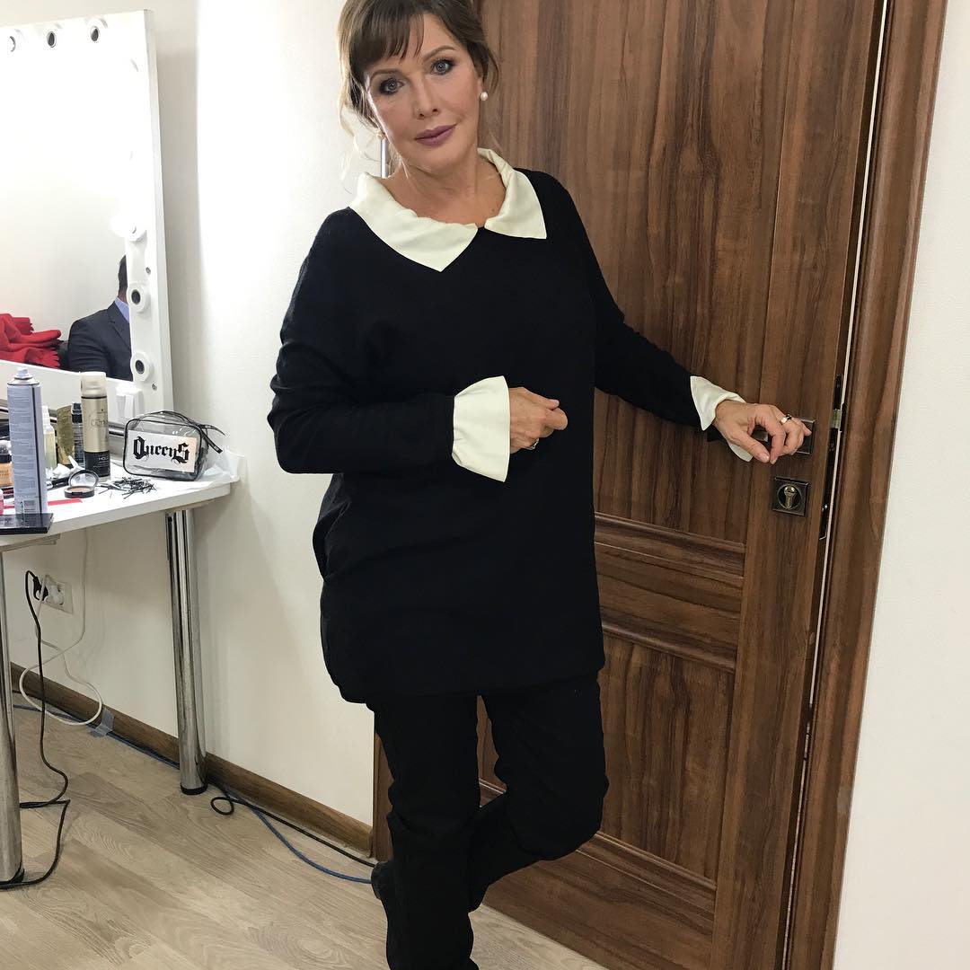 «Одиночества не надо бояться»: Елена Проклова о гостевом браке и преимуществах расставания