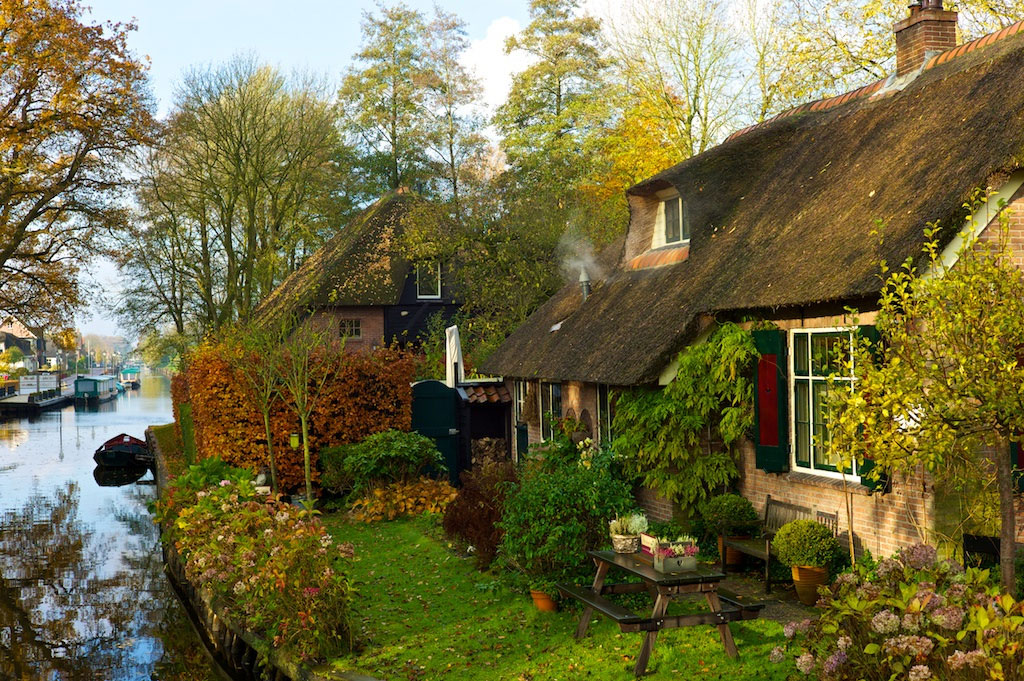 Гитхорн - деревня без дорог, Нидерланды Гитхорн - деревня без дорог, Нидерланды Европа