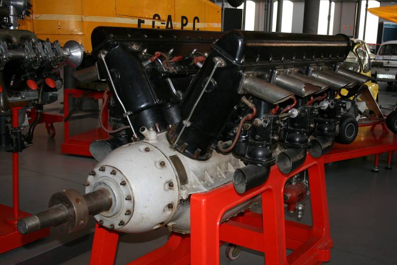 Боевые самолёты. Об авиамоторах, своих и не очень. Необходимое продолжение ввс