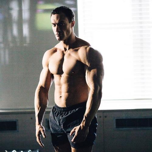 Креатин – азотосодержащая кислота.