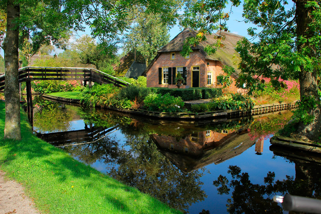 Гитхорн - деревня без дорог, Нидерланды Гитхорн - деревня без дорог, Нидерланды Европа