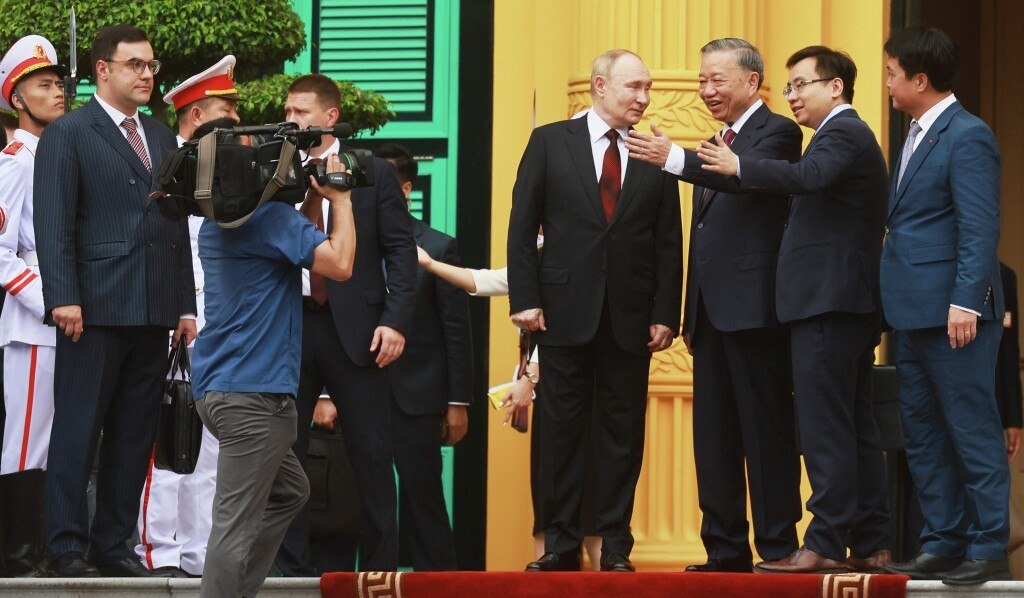 Появление информации о том, что президент России Владимир Путин собирается посетить Вьетнам по приглашению руководства страны, вызвало бурную реакцию у Соединённых Штатов.-5