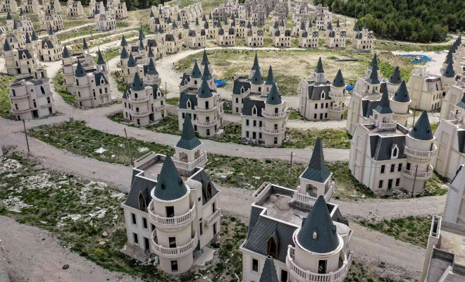 Город-призрак в Турции: заброшенные замки, в которых никто не живет. Видео