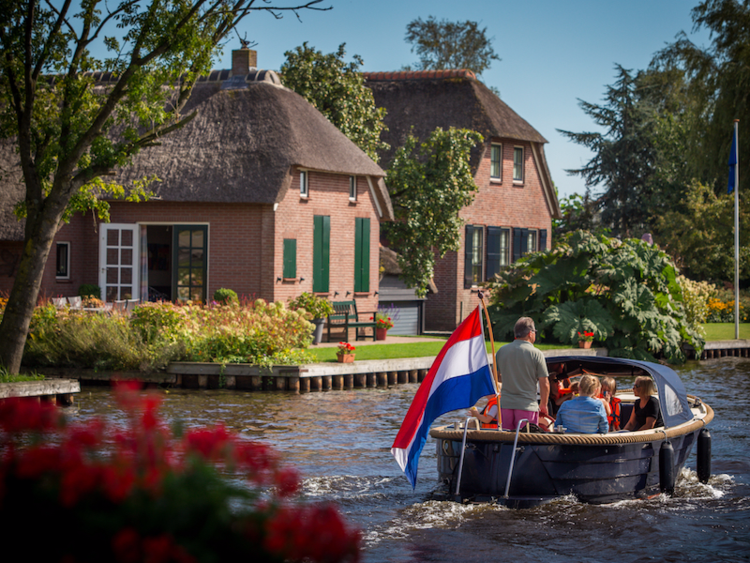 giethoorn netherlands holland