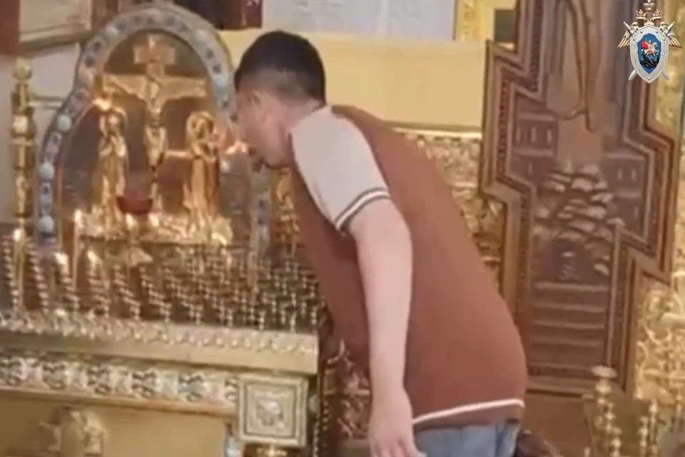 Мигрант из Таджикистана осквернил православный храм в Москве. Каково будет наказание?