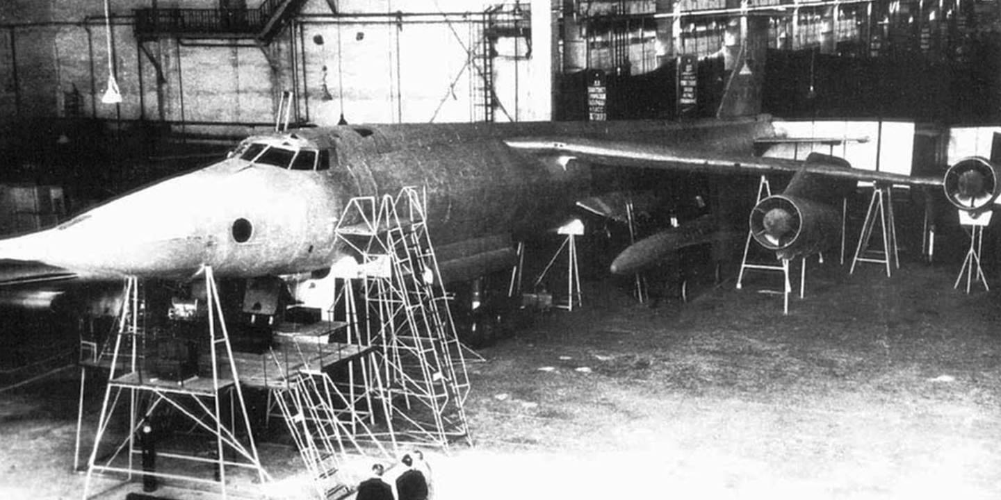 ХРУЩЁВ И РАКЕТНЫЙ ТРЕНД: ЧТО ПОТЕРЯЛА НАША ОБОРОНКА? ХРУЩЁВ И РАКЕТНЫЙ ТРЕНД: ЧТО ПОТЕРЯЛА НАША ОБОРОНКА? Авиация