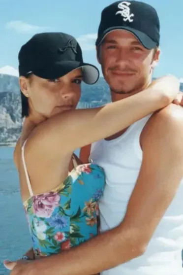 Виктория Бекхэм отпраздновала свой день рождения с семьёй на фоне конфликта со старшим сыном БекхэмВиктория, Бруклин, Дэвид, Бекхэм, Пельтц, Виктория, рождения, Бруклина, родителями, Виктории, бизнесвумен, также, соцсетях, любим, своей, Николой, слухи, конфликте, старшего, Бруклином