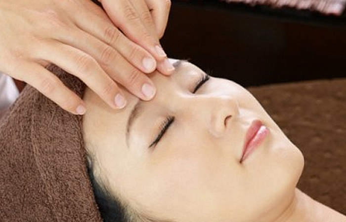 Массаж борется со старением кожи. / Фото: beauty-shop.ru Массаж борется со старением кожи. / Фото: beauty-shop.ru