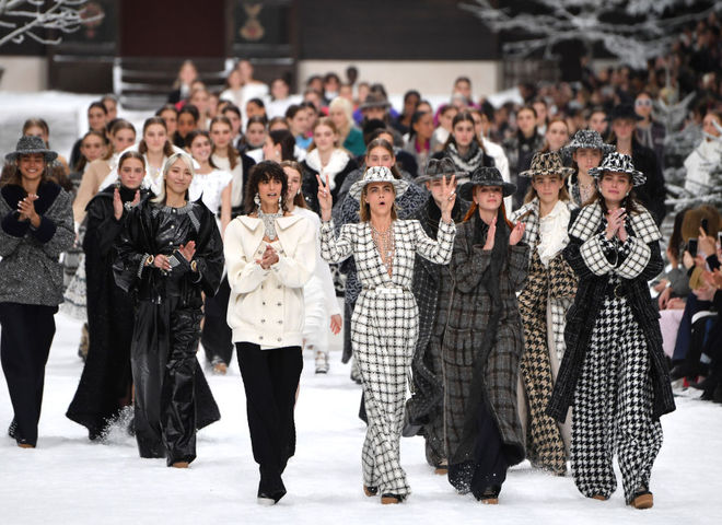 Chanel показ