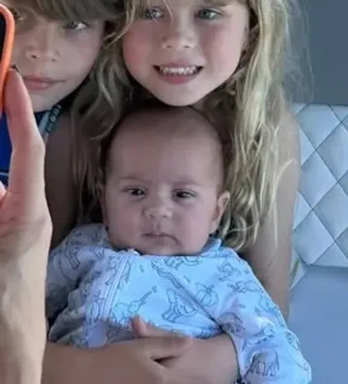 Анна Курникова раскрыла пол и имя четвёртого ребёнка от Энрике Иглесиаса Энрике, Иглесиас, Курникова, Курникову, клипе, мальчика, песню, Курниковой, дочерьюЭнрике, детьмиАнна, КурниковаАнна, EscapeСемья, живёт, Майами, часто, папарацци, ловят, которая, прежде, одной