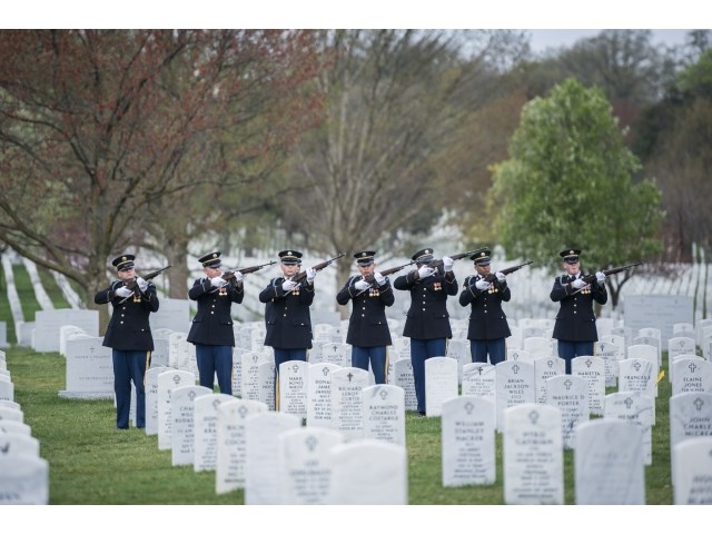 США снова Москву объявили главным врагом, но зачем? геополитика