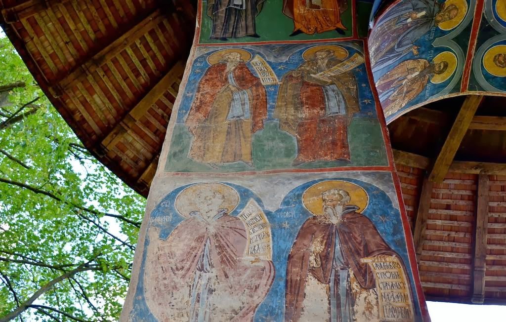 Православные граффити на стенах румынских монастырей Монастырь, граффити, фрески