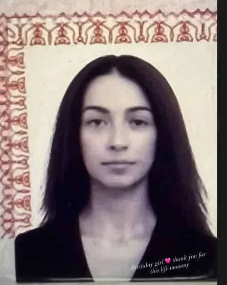 Иван Ургант отметил день рождения жены Натальи Кикнадзе с дочерьми в Японии instagram (инстаграм),социальная сеть,Вечерний Ургант,г,Санкт-Петербург [1414662],Иван Ургант,карина авдеева,Наталья Кикнадзе,Татьяна Геворкян,теймураз куталия,эрик кикнадзе