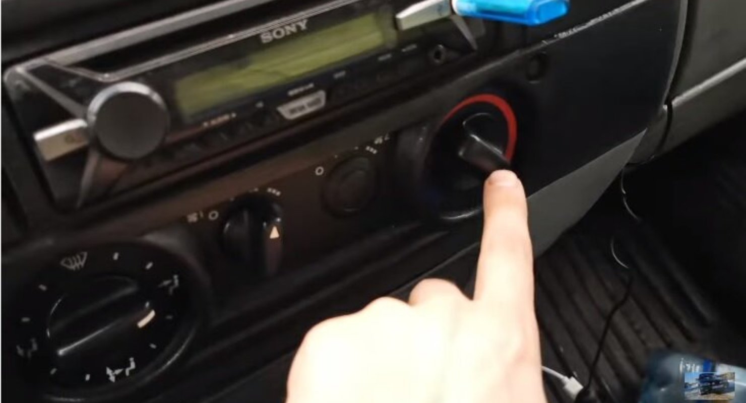 Что делать водителю, если в Газели стала плохо греть печка: причины и способы решения