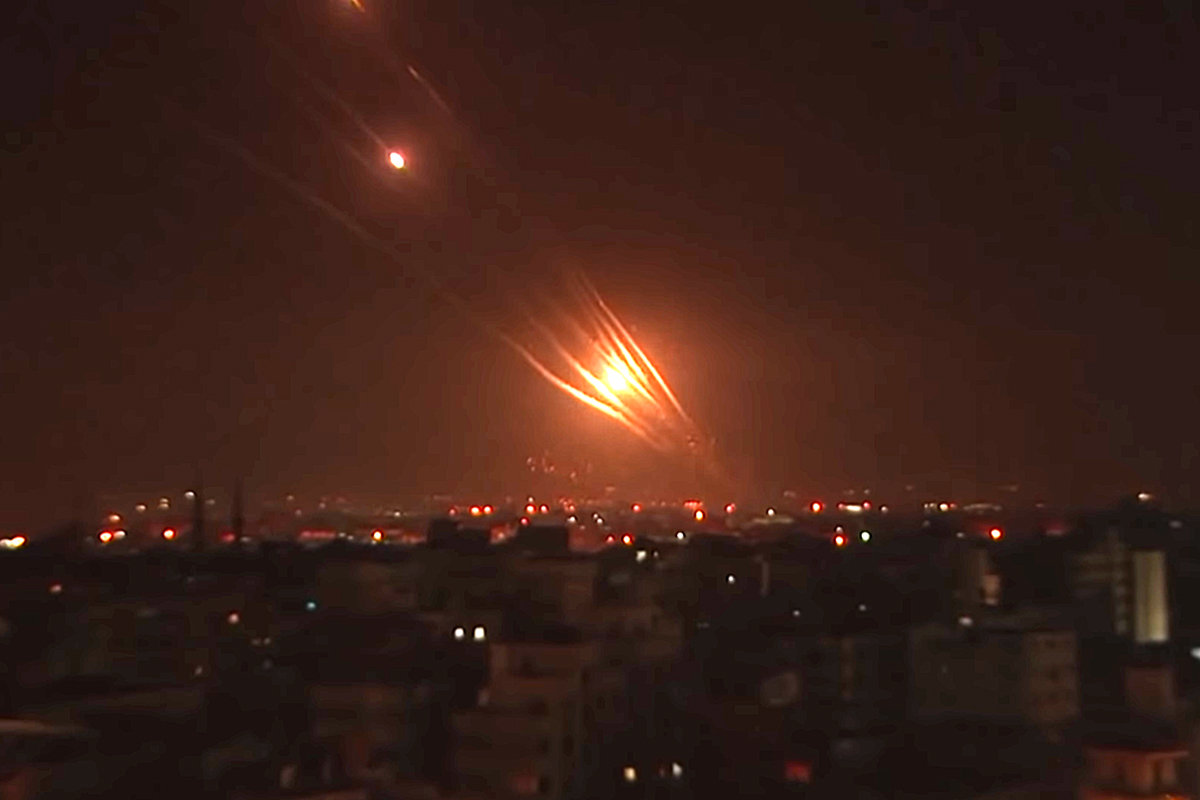ХАМАС заявил о запуске 130 ракет в сторону израильских городов
