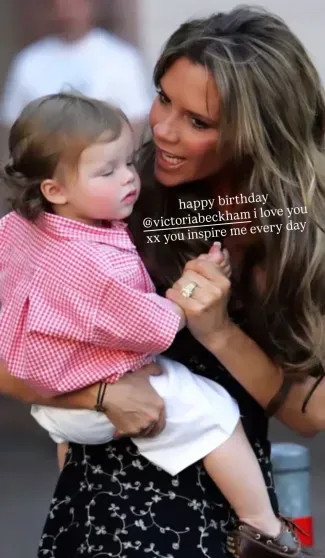 Виктория Бекхэм отпраздновала свой день рождения с семьёй на фоне конфликта со старшим сыном БекхэмВиктория, Бруклин, Дэвид, Бекхэм, Пельтц, Виктория, рождения, Бруклина, родителями, Виктории, бизнесвумен, также, соцсетях, любим, своей, Николой, слухи, конфликте, старшего, Бруклином