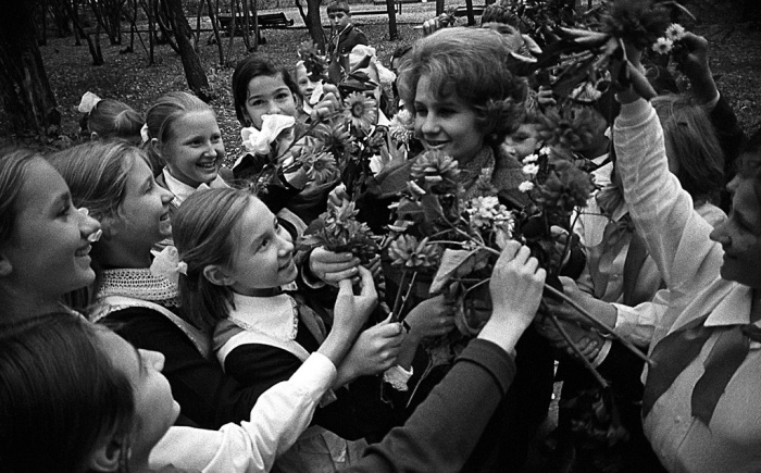 Учителя в СССР пользовались большим авторитетом. |Фото: dom-puha.ru.