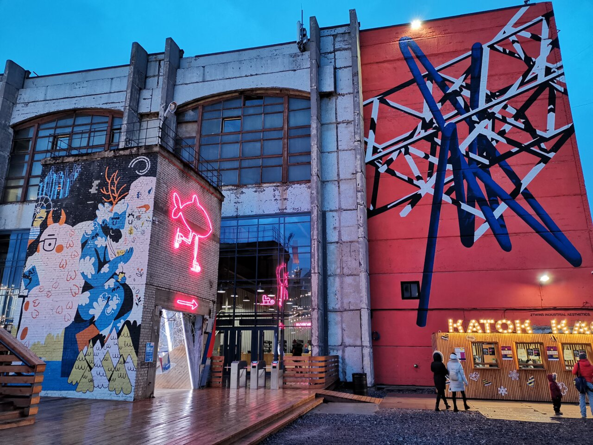 10 неочевидных интересных мест в Петербурге 10 неочевидных интересных мест в Петербурге