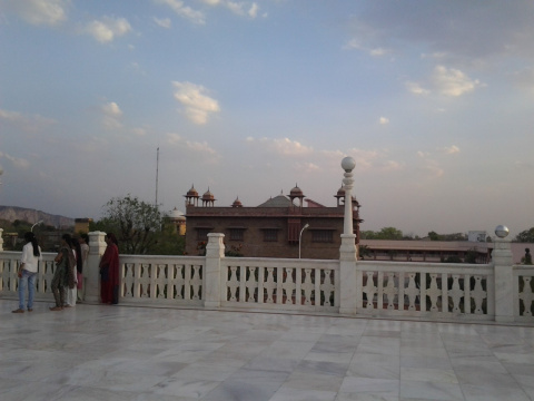 Джайпур закатное небо.