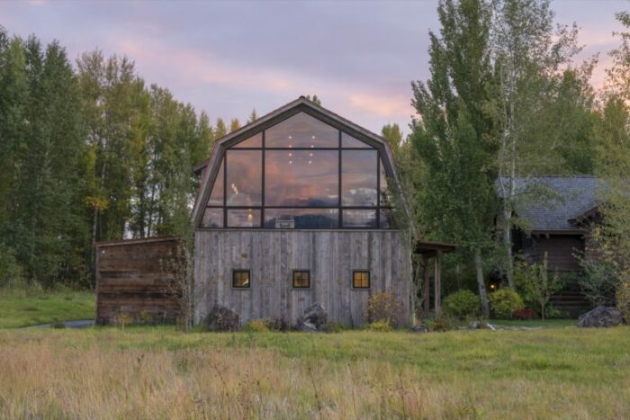  countryliving.com.
