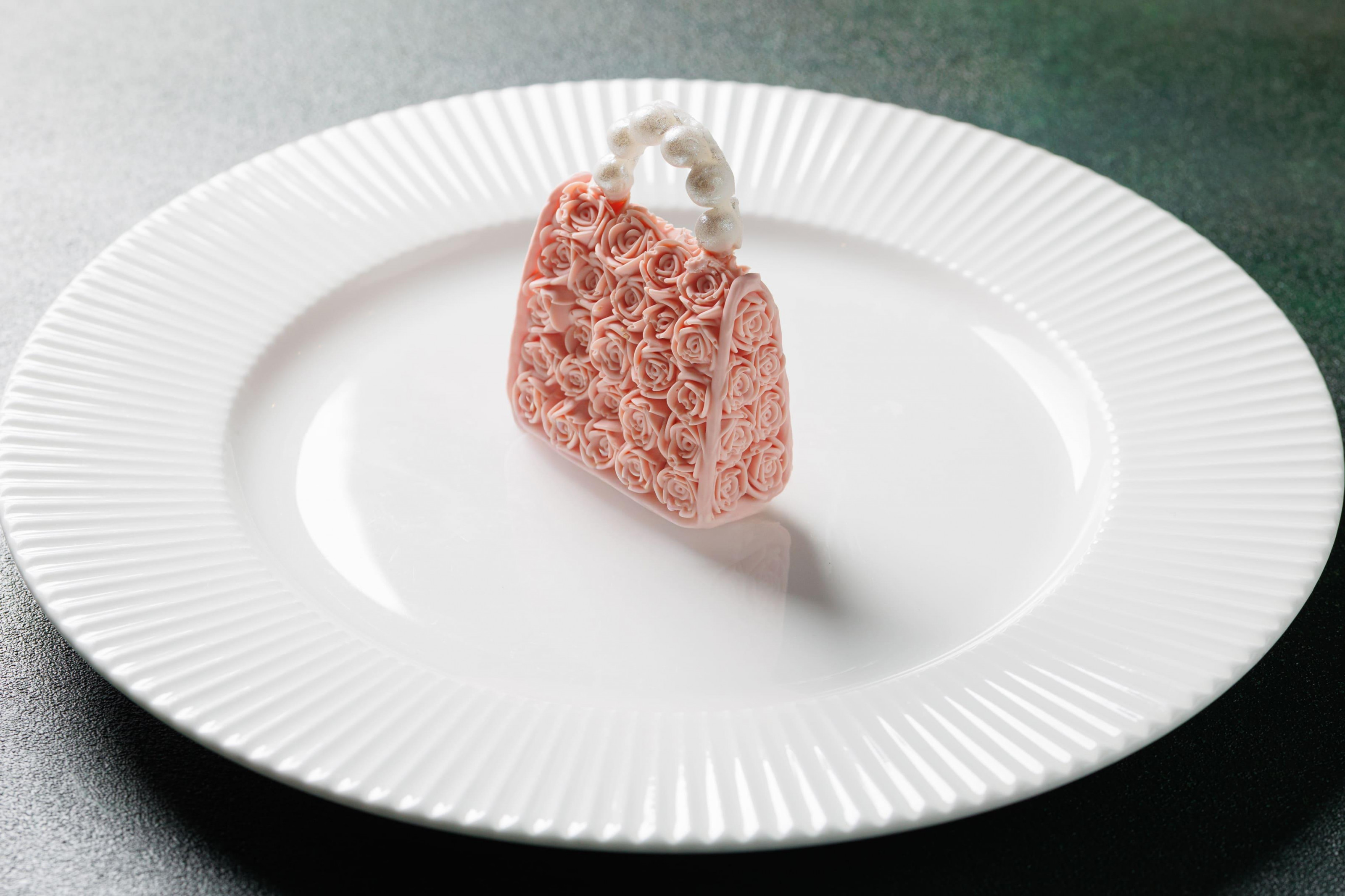 Весеннее меню и подарки для женщин: что приготовили рестораны Москвы в марте 2026 марта, коктейль, только, авторский, ресторанах, набор, коллаборации, десерт, брендом, гость, получает, чтобы, вкуса, блюда, праздничное, легкую, подарок, вкусов, ЯШИНА, подарочный