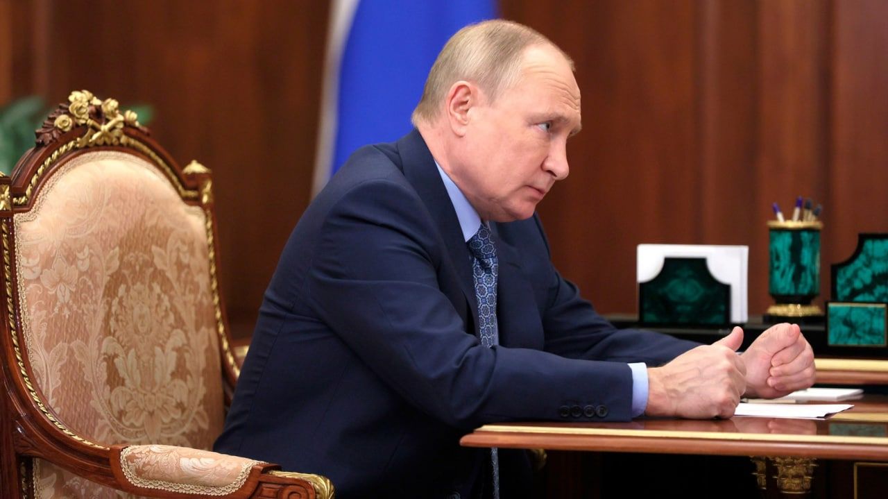 Путин назвал долгом России помощь жителям Донбасса