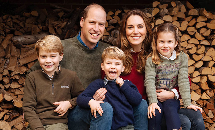 Кейт Миддлтон и принц Уильям планируют переехать вместе с детьми Монархи,Британские монархи