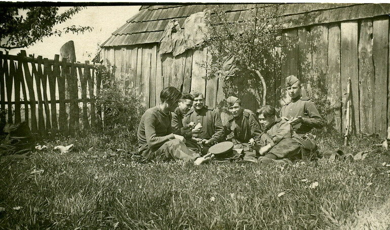 Охотники на бандеровцев: подборка фотографий конца 40-х годов Дальние дали