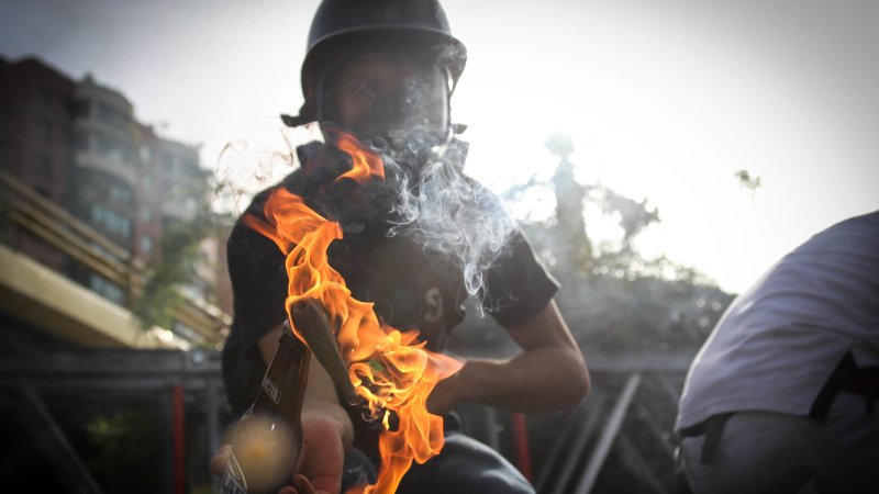 Оппозиция заявила о 15 тыс. раненых в ходе протестов в Венесуэле