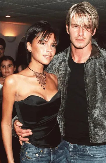 Виктория Бекхэм отпраздновала свой день рождения с семьёй на фоне конфликта со старшим сыном БекхэмВиктория, Бруклин, Дэвид, Бекхэм, Пельтц, Виктория, рождения, Бруклина, родителями, Виктории, бизнесвумен, также, соцсетях, любим, своей, Николой, слухи, конфликте, старшего, Бруклином