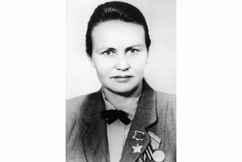 Байда Мария Карповна (1 февраля 1922 — 30 августа 2002)