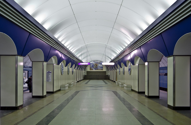 Самые глубокие станции метро в мире: топ-10
