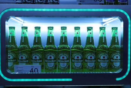 Bottles of Heineken beer are seen at a super market during the coronavirus disease (COVID-19) outbreak, in Bangkok, Thailand, October 12, 2020. REUTERS/Soe Zeya Tun