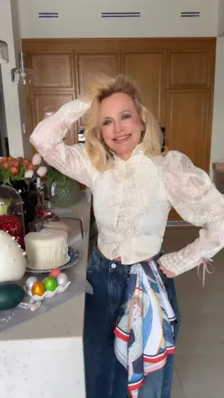 Корзины с цветами и фото из храма: как Виктория и Олег Шеляговы, Яна Рудковская, Татьяна Навка и другие звёзды отметили Пасху Татьяна, Песков, БондарчукФото, Моряк, Регина, дочерью, Жуков, Навка, ДолецкаяЛиза, детьмиРегина, Светланы, krispotupchik, manasirdiana, ЧиповскойФото, дочерьюЗараФото, КовальчукАлекса, сыномФото, Алёны, ЛоракСергей, семьёйЛиза