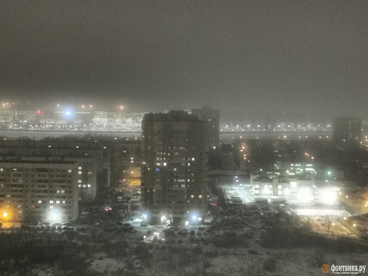 Спб январь 2023. Город в тумане. Зимний рассвет. Январь в городе. Санкт-Петербург сейчас.