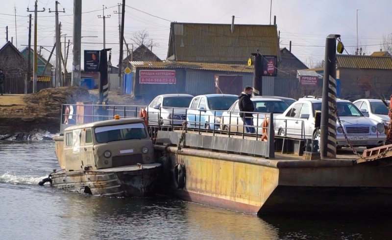 Знаменитая лодка с кузовом от "Буханки" из Астраханской области