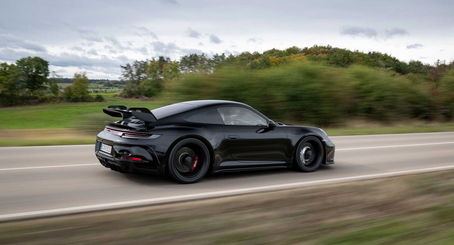 Новый Porsche 911 Cabriolet Facelift 2023 продолжает тестовые испытания
