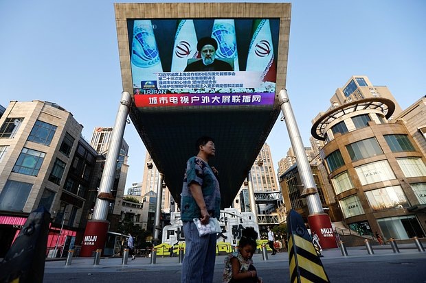 Tingshu Wang / Reuters