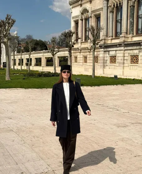 Париж, Стамбул, Афины: куда Виктория Лопырёва, Дарья Клюкина, Юлианна Караулова и другие звёзды улетели из холодной Москвы ИваковаМария, Караулова, которая, вместе, ДергилёваВалерия, КлюкинаДарья, женой, ЛопырёваВиктория, отдыхает, Париже, Ивакова, отправилась, Мария, также, сыном, Александра, несколько, Куртова, мужем, Лопырёва