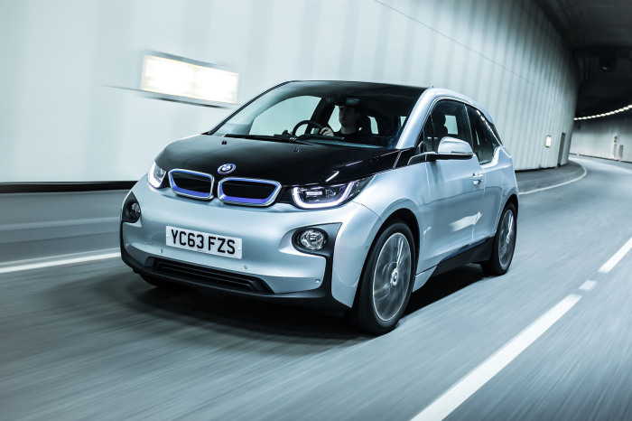 BMW i3 – электромобиль, в котором бензинового мотора нет вовсе. BMW i3 – электромобиль, в котором бензинового мотора нет вовсе.