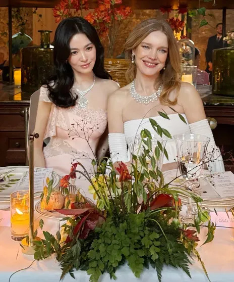 Наталья Водянова посетила гала-вечер ювелирного дома Водянова, Наталья, Марсо, Наташа, Сибасаки, Канавут, ChaumetПоказ, Вествик, супермодель, ювелирного, Париже, начала, сыном, встречаться, звезда, миллиардера, одного, самых, подиумов, аббатстве