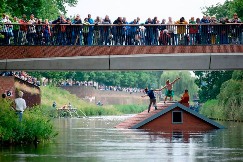 Потрясающие фотографии с парада Босха в Нидерландах Босха, холстах, Иеронима, скользящих, повествование, визуальное, собой, представляет, искусства, произведений, величественно, сопротивлении, зрелище, Невероятное, Нидерландах, родине, ежегодно, проходит, дыхание, перехватывает