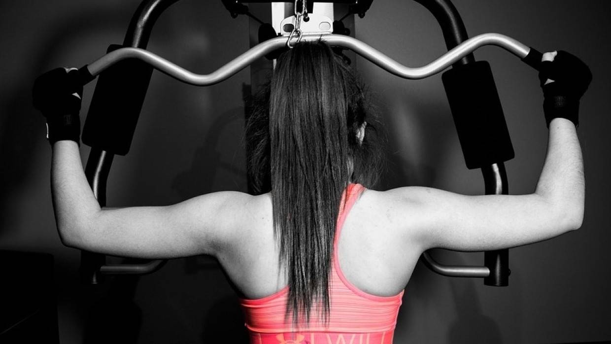 Пандемия привела к закрытию более пяти тысяч фитнес-клубов в России за 2021 год