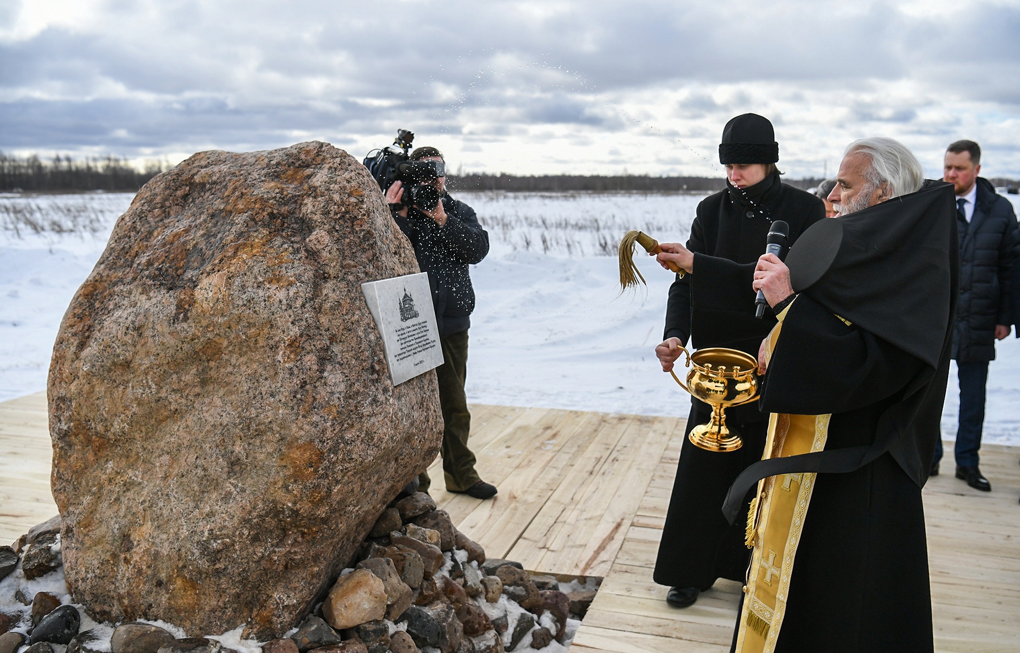 В Ржеве Игорь Руденя  принял участие в церемонии закладки камня на месте строительства храма в память о солдатах и офицерах