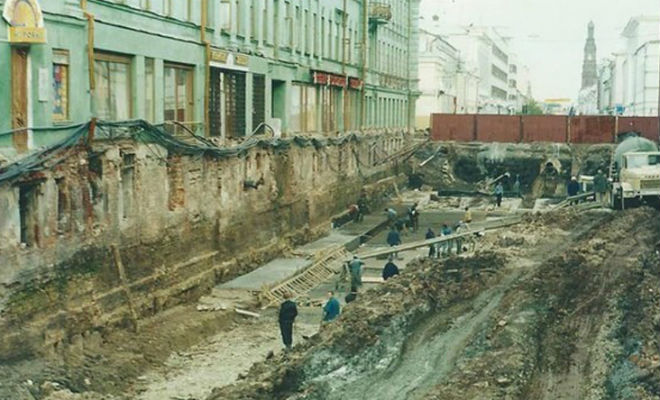 Почему Москву закопали под землю кремль