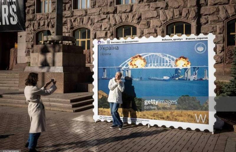 Россия идет на войну. Не смейте ей мешать украина